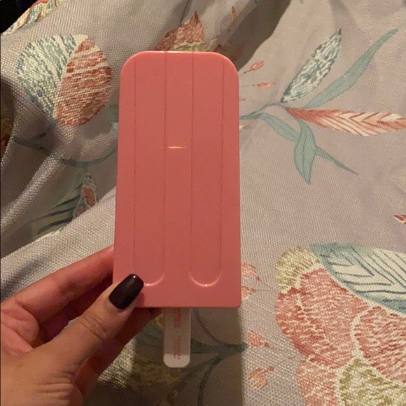 12 eyeshadow palette - Picture 2 of 8